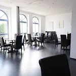 Stargaze Forum Duesseldorf-hilden 3*
