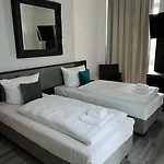 Stargaze Forum Duesseldorf-hilden Ξενοδοχείο Χίλντεν