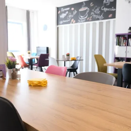 Stargaze Forum Hotel Duesseldorf-Hilden فندق