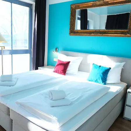 Stargaze Forum Hotel Duesseldorf-Hilden 3*