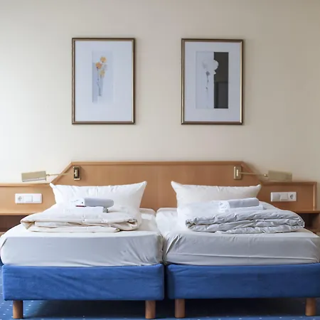 Stargaze Forum Hotel Duesseldorf-Hilden فندق