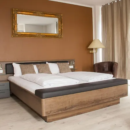 Stargaze Forum Hotel Duesseldorf-Hilden 3*