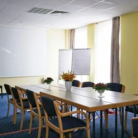 Stargaze Forum Duesseldorf-hilden 3* Χίλντεν