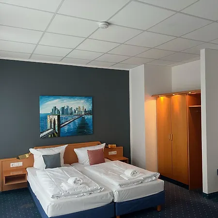 Stargaze Forum Hotel Duesseldorf-Hilden 3* هيلدن