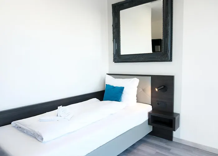 Stargaze Forum Duesseldorf-hilden ホテル 3*